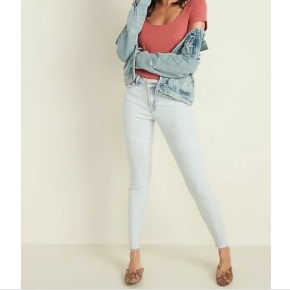 Old Navy Acid-wash Raw-edge Rockstar Jeans - Picture 1 of 12
